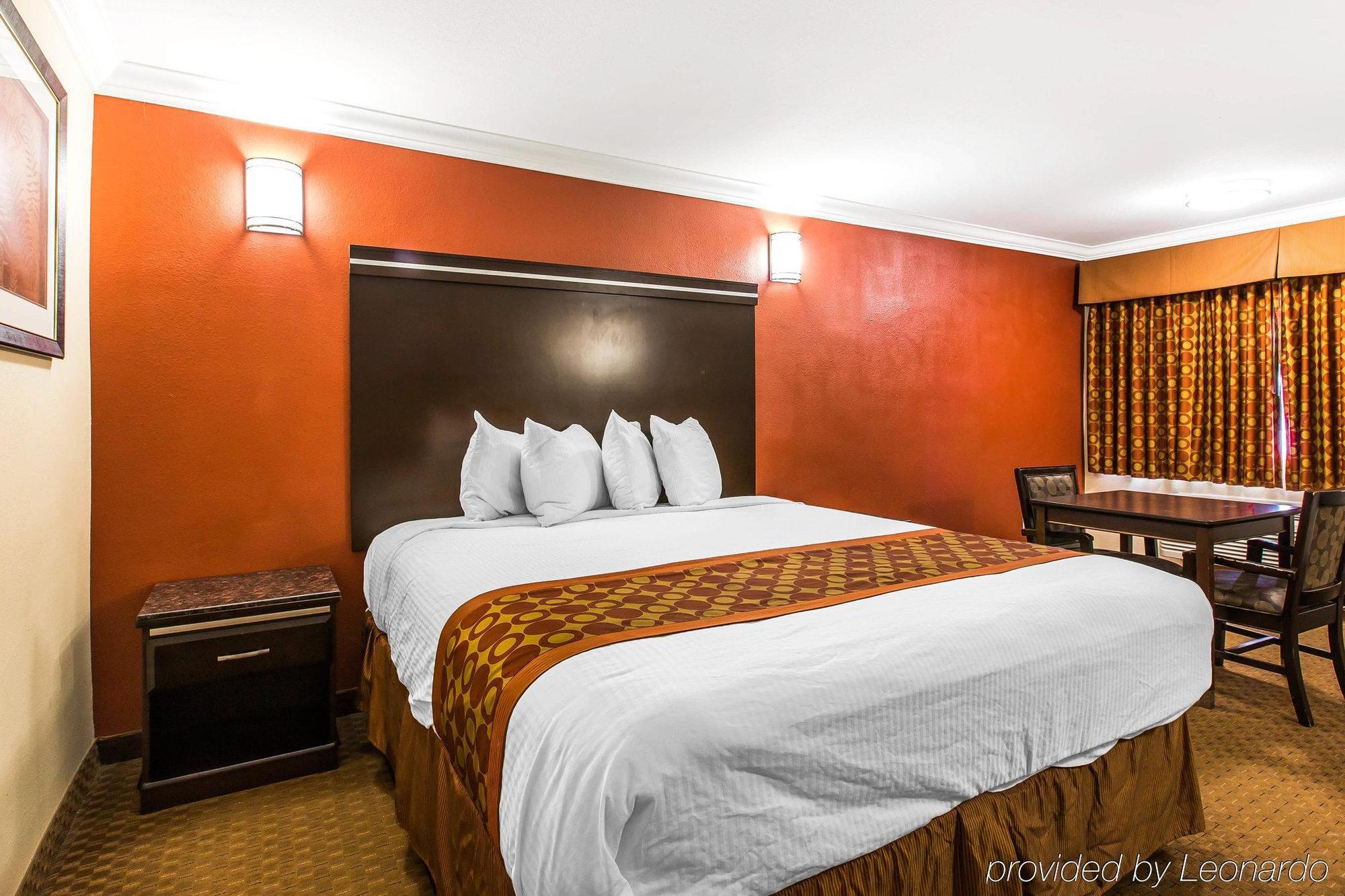 Rodeway Inn & Suites Corona Eksteriør billede