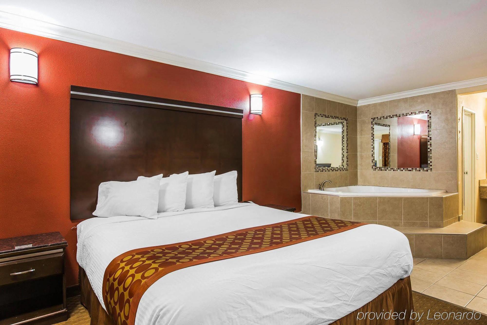 Rodeway Inn & Suites Corona Eksteriør billede
